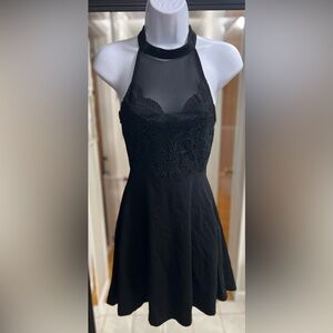 Brand: Blue Rain (Francesca’s)
Size: XXS
Never Worn